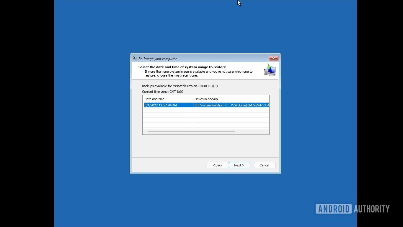 Windows 11, seçilen tarih ve saati geri yükleme